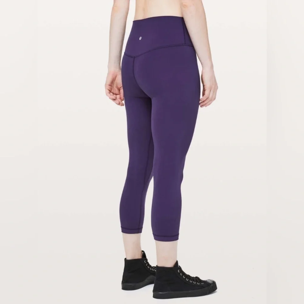 Lululemon Athletica Align Cropped 21” Purple High-Waisted Leggings size 4